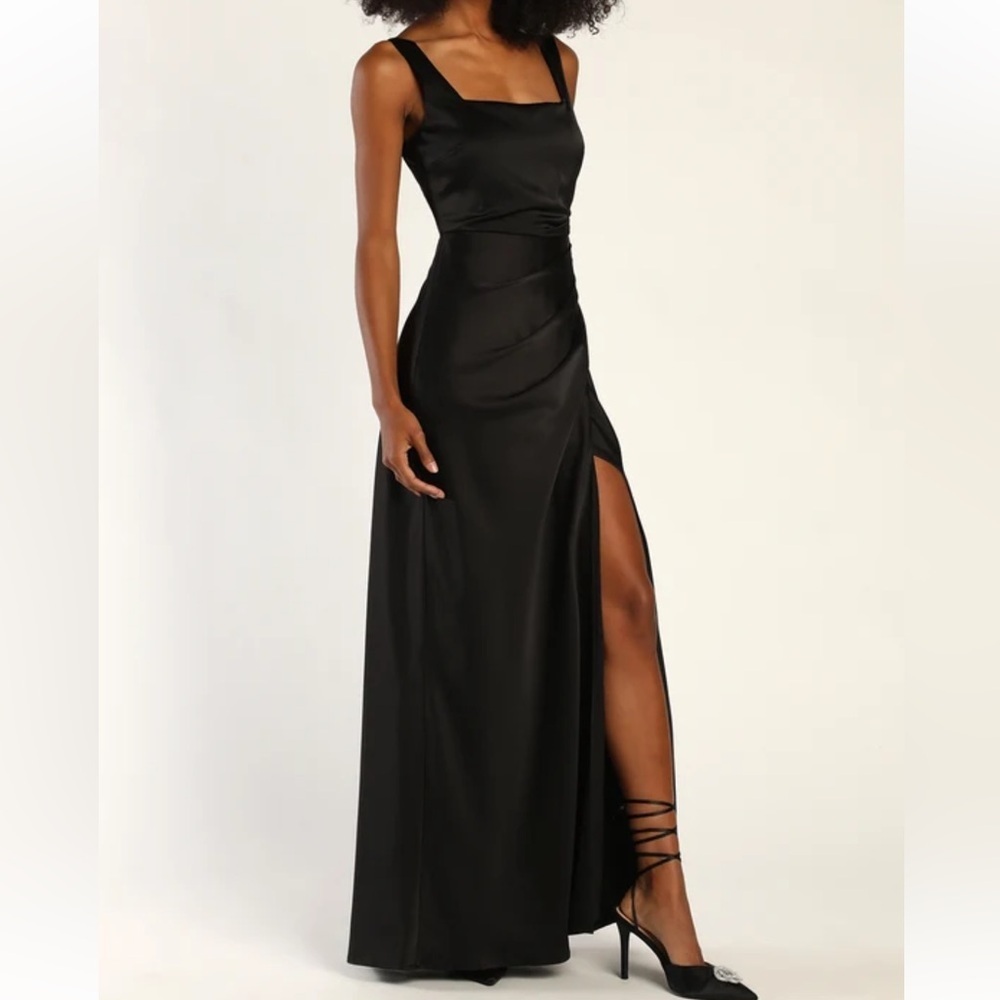 Lulus Red Carpet Romance Black Satin Square Neck Maxi Dress size L NWOT